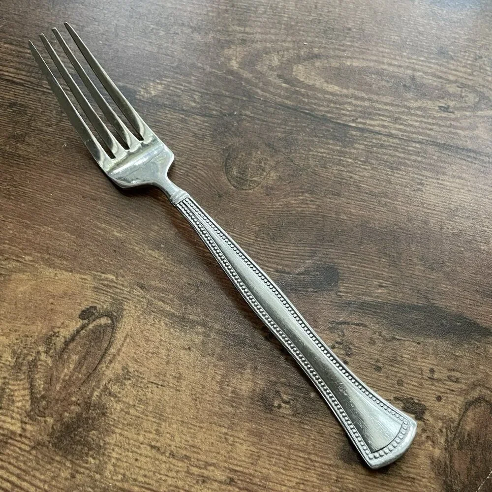 Mikasa Chadwick Bead Dinner Fork 8 1/8